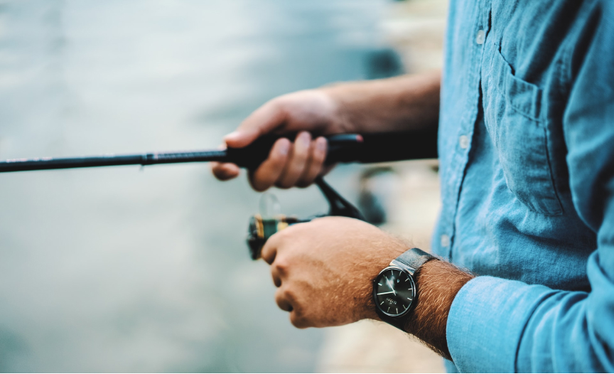 Choosing the Best Watch for Fishing